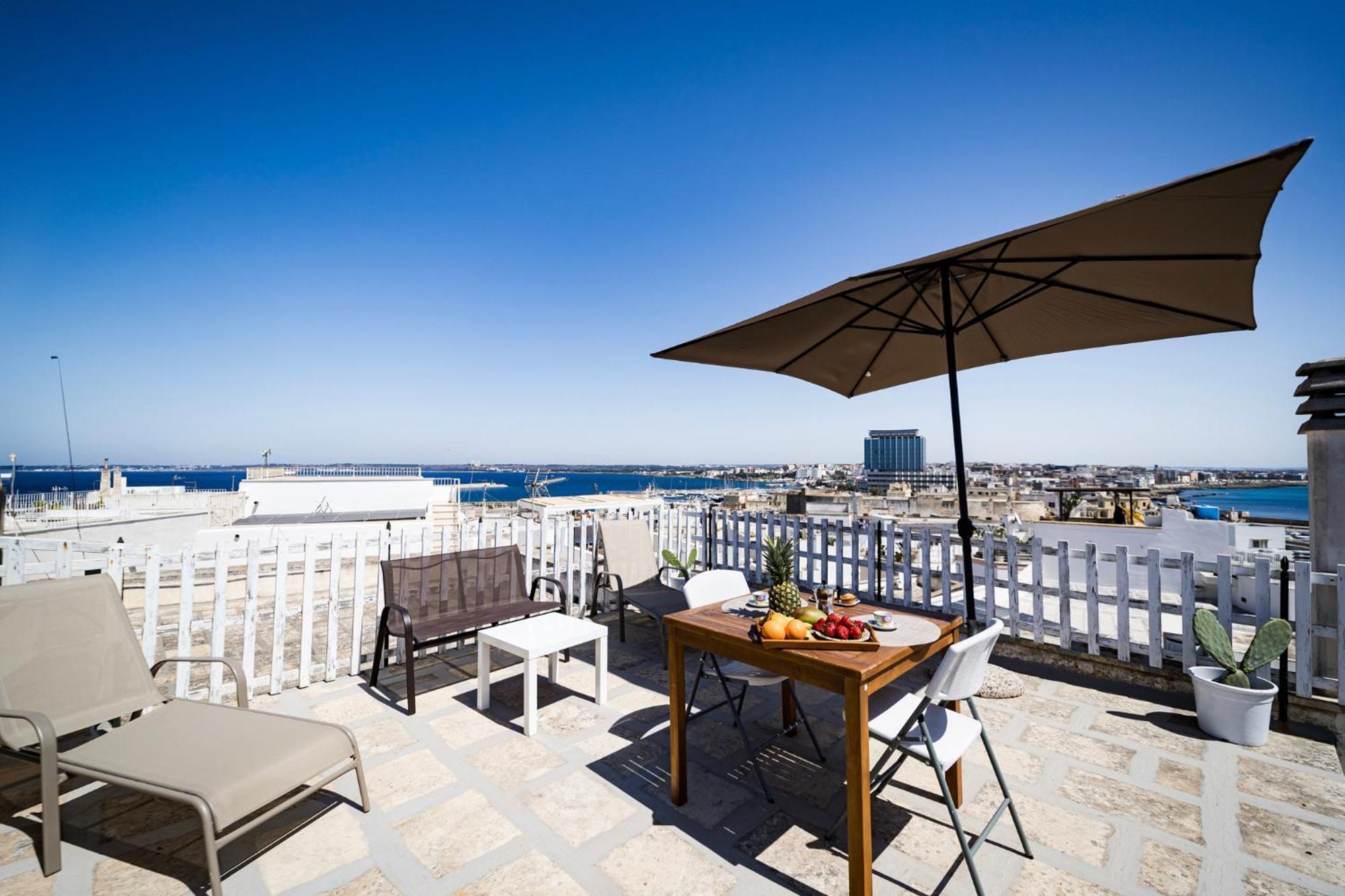 Corte De Maio - Exclusive Terrace - By Click Salento 갈리폴리 외부 사진
